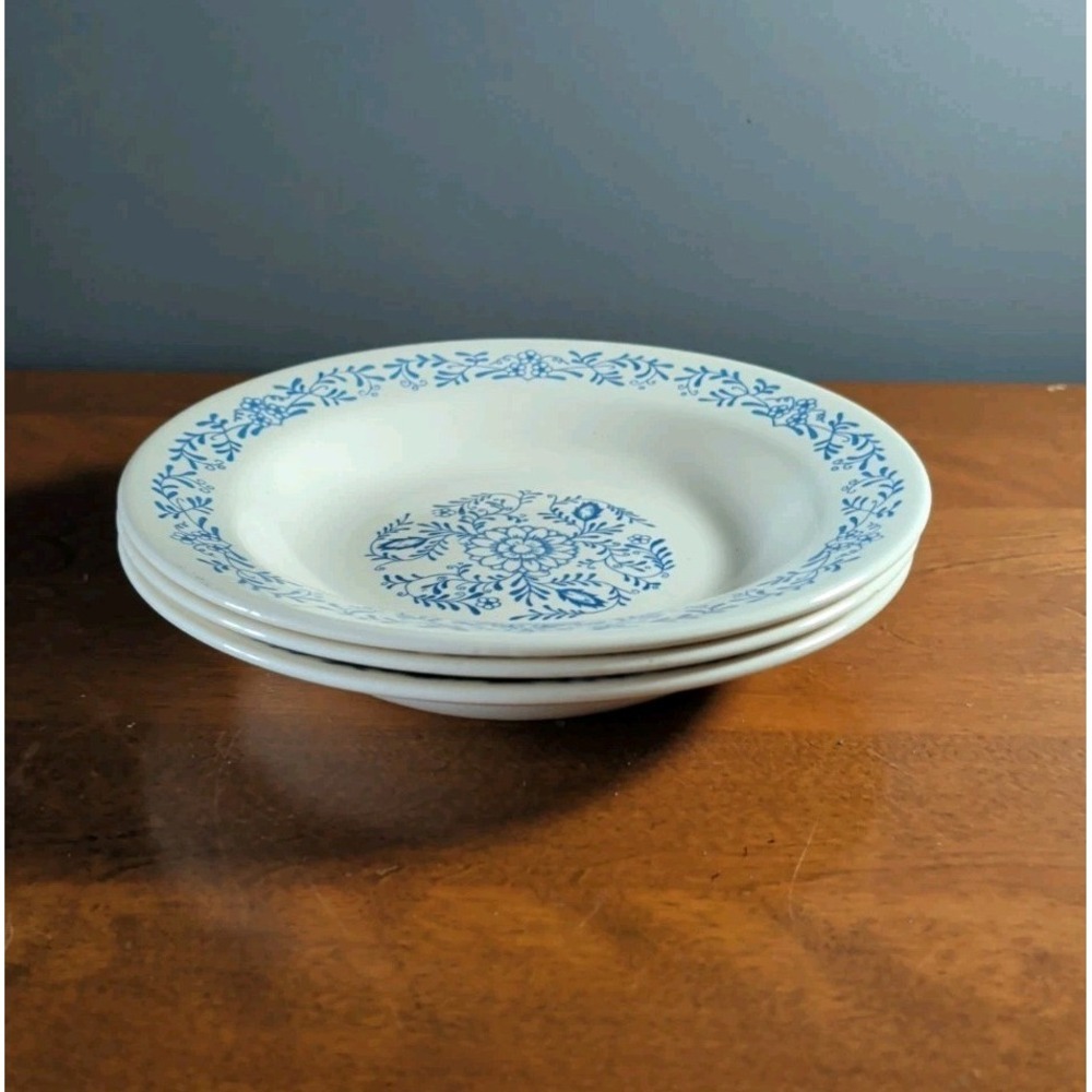 Vintage Oxford Ironstone Brazil 3 Rimmed Bowl Ivory/Blue Design. 9"